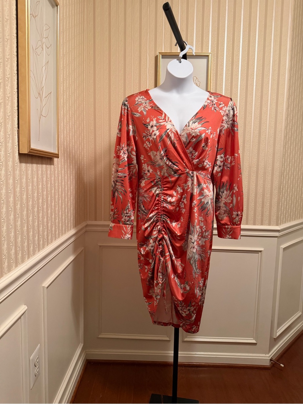 Floral V-Neck Women's Dress - Coral
